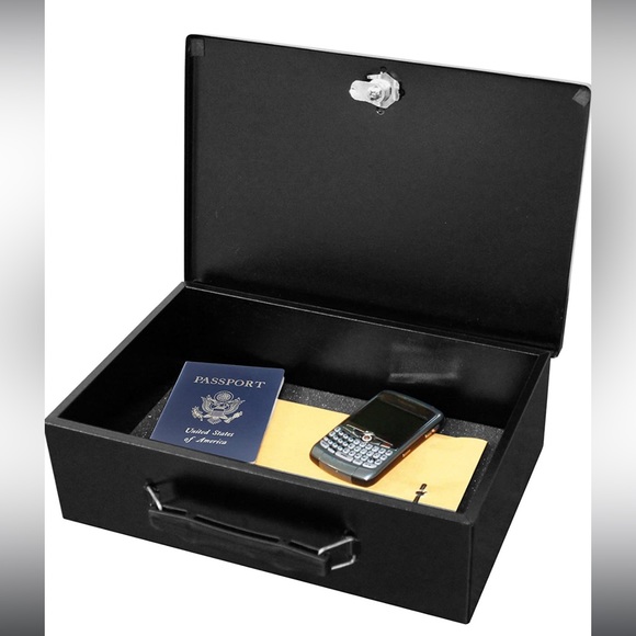 Honeywell: 6104 Fire Resistant Steel Security Safe Box 🔐🔥 - Picture 3 of 8